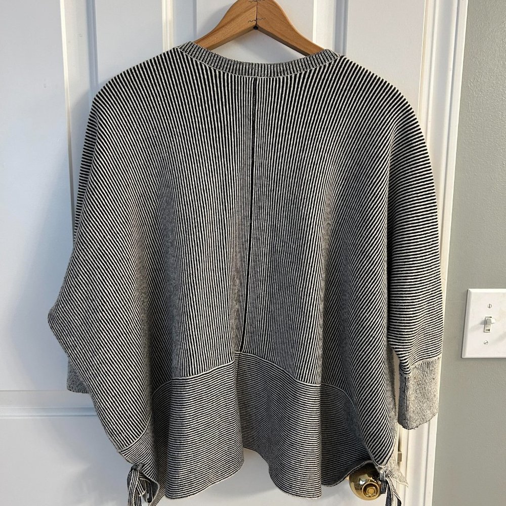 Cabi Cupid's Cardi size small - Picture 2 of 3